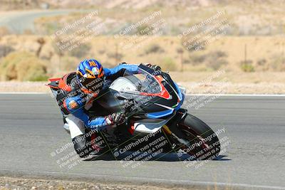 media/Oct-16-2022-TrackXperience (Sun) [[236a00b5b6]]/Group 3/session 4 turn 2/
